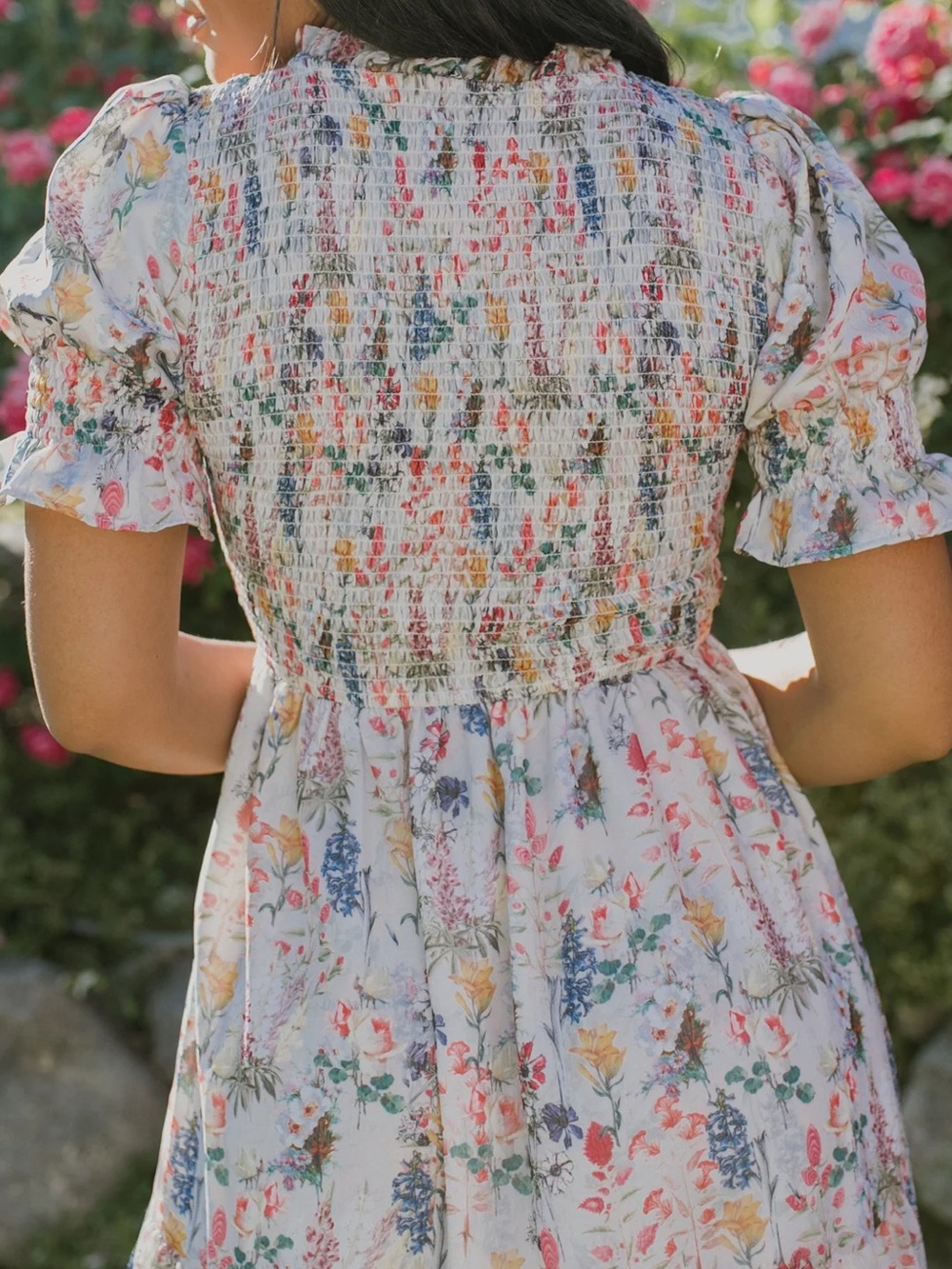 New Ivy City Co Cream Floral Smocked Midi Dress - Picture 4 of 16